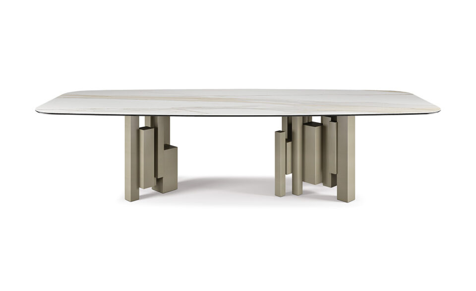 Skyline Keramik table design haut de gamme et acier par Cattelan Italia, alliance d’élégance et d’inspiration urbaine. Disponible chez D-Style Interior.