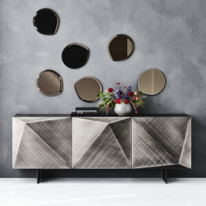 Buffet design haut de gamme Kayak par Cattelan Italia, design sculptural avec finitions brossées Bronze ou Gris, disponible chez D-Style Interior