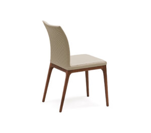 Arcadia Couture Chaise design de Cattelan Italia : dossier capitonné en losanges, structure en hêtre massif et revêtement raffiné. Disponible chez D-Style Interior.