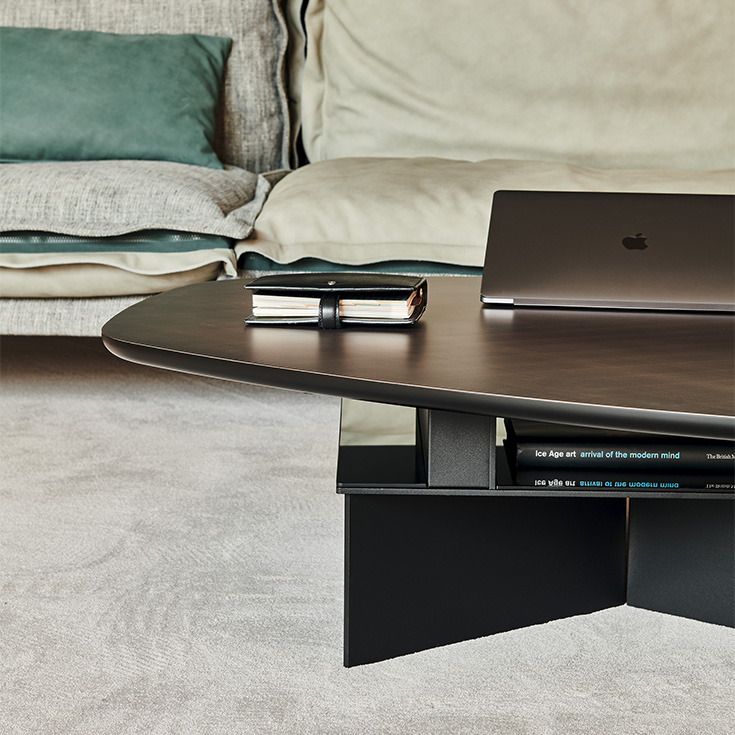 Table basse design haut de gamme Orlando par Cattelan Italia, table transformable à deux hauteurs, structure acier et plateaux mixte, disponible chez D-Style Interior.