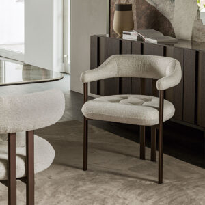 Greta Chaise design haut de gamme de Cattelan Italia, structure en acier laqué et revêtement en tissu ou cuir, élégante et contemporaine, disponible chez D-Style Interior.