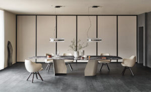 Senator table de Cattelan Italia est une sculpture fonctionnelle alliant verre artistique, métal et lumière. Une pièce iconique du design haut de gamme. Disponible chez D-Style Interior.