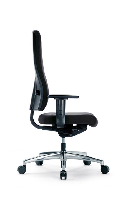 Goal 302G, chaise de bureau ergonomique et personnalisable, pour un confort et un soutien optimal toute la journée. Disponible chez D-Style Interior.