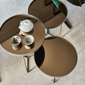 Table basse design haut de gamme Billy par Cattelan Italia, plateau verre miroir bronze avec structure métallique, disponible chez D-Style Interior.