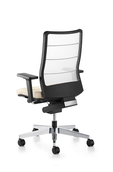 AirPad 3C42, chaise de bureau ergonomique avec membrane transparente et mécanisme Body-Float pour une sensation de légèreté et de confort inégalée. Disponible chez D-Style Interior.