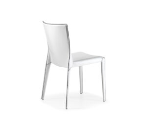 Beverly Chaise design de Cattelan Italia : design raffiné, cuir italien et finitions soignées pour un confort élégant. Disponible chez D-Style Interior.
