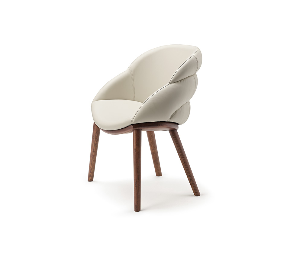 Camilla Chaise design haut de gamme de Cattelan Italia, une création italienne d’exception aux lignes fluides et confortables. Disponible chez D-Style Interior.