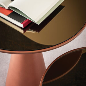 Table basse design haut de gamme Peyote par Cattelan Italia, plateau verre et base polyuréthane, design Piero De Longhi, disponible chez D-Style Interior.