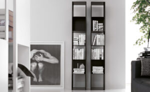 Bibliothèque design haut de gamme Joker Cattelan Italia par Giorgio Cattelan, structure modulable en cage, disponible chez D-Style Interior.