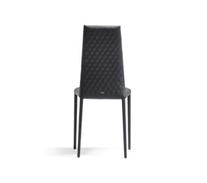 Kay Couture Chaise design rembourrée de Cattelan Italia avec dossier capitonné en cuir, disponible chez D-Style Interior.
