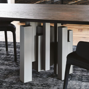 Skyline Wood table design haut de gamme et acier par Cattelan Italia, alliance parfaite entre chaleur naturelle et lignes architecturales. Disponible chez D-Style Interior.