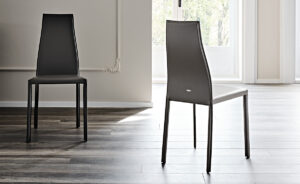 Kaori Chaise design Kaori en cuir signée Cattelan Italia, élégante et contemporaine, disponible chez D-Style Interior.