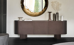 Buffet design haut de gamme Savoy par Cattelan Italia, plateau céramique Marmi avec structure acier laqué bronze, disponible chez D-Style Interior