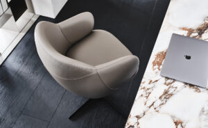 Bombè X Chaise design de Cattelan Italia : chaise design pivotante aux formes enveloppantes et finitions raffinées. Disponible chez D-Style Interior.