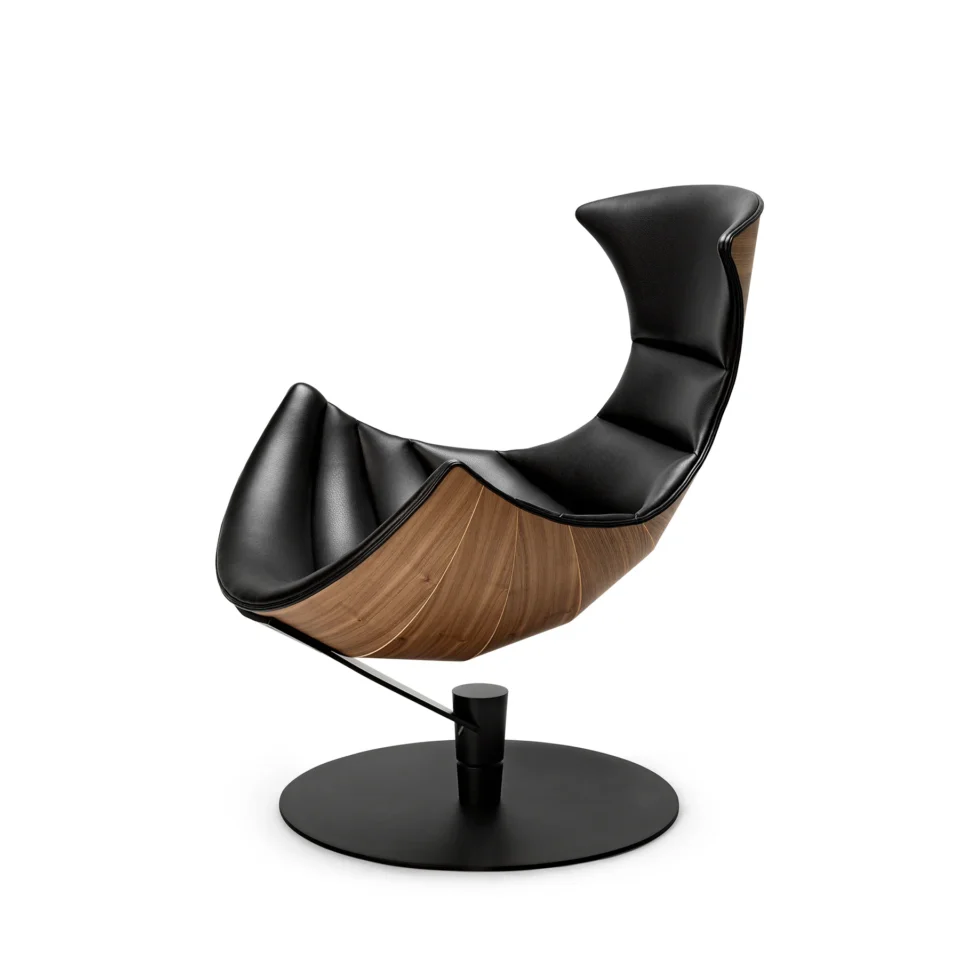 The Lobster Chair Bruunmunch – fauteuil design haut de gamme en noyer FSC et cuir Paris Passion