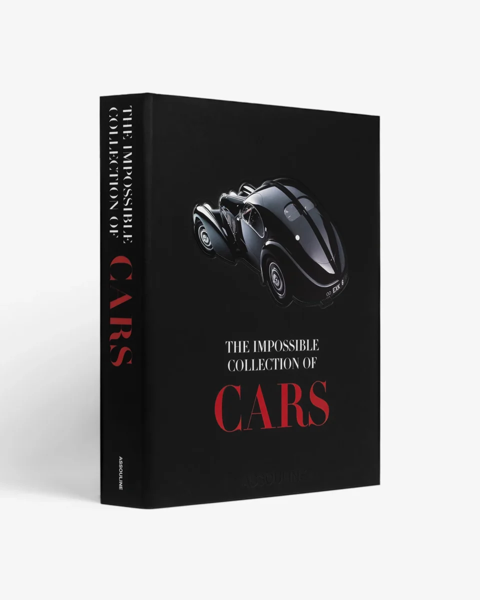 Livre design haut de gamme The Impossible Collection of Cars par Assouline, édition Ultimate sous écrin caoutchouc noir, disponible chez D-Style Interior.