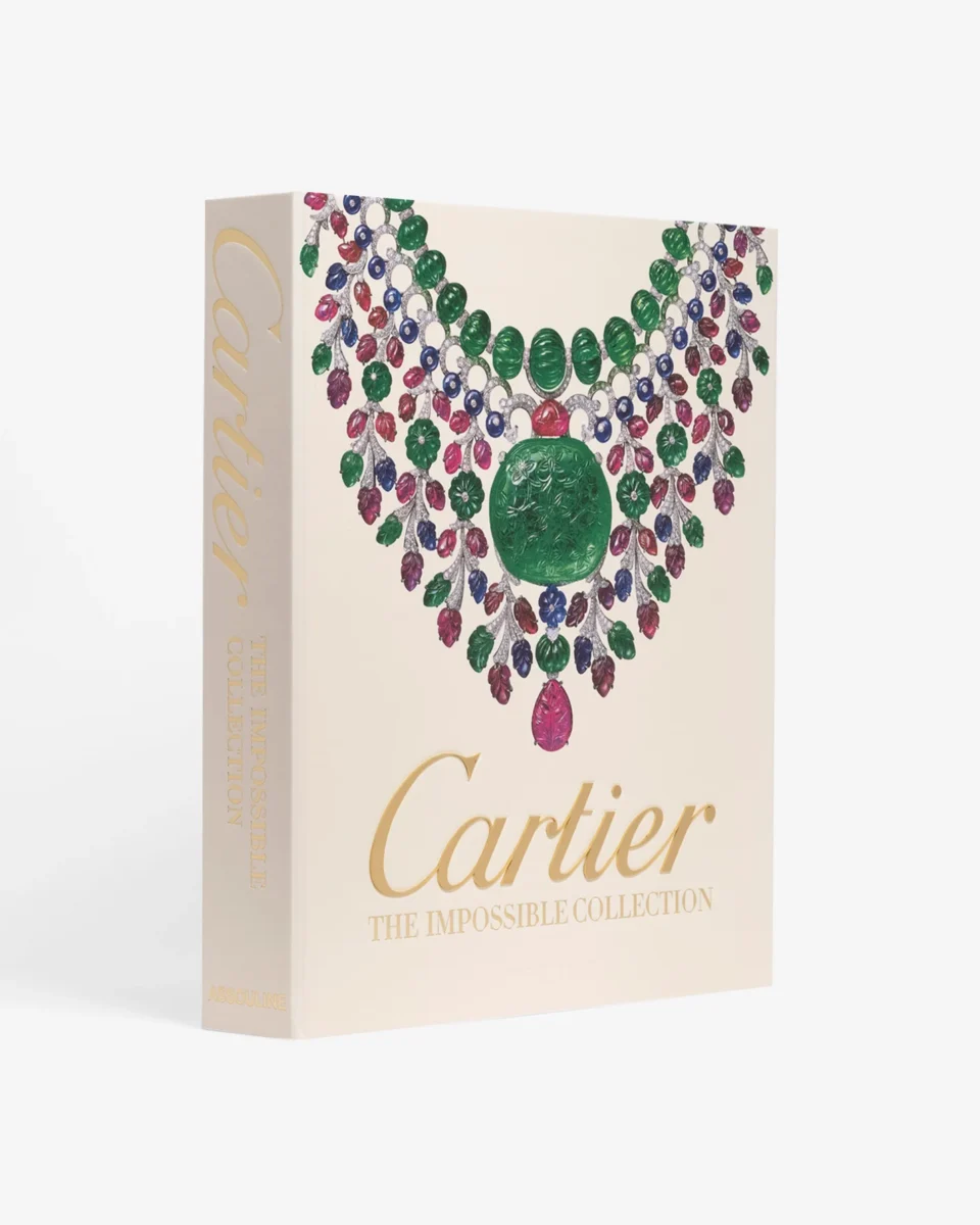 Livre design haut de gamme Cartier: The Impossible Collection par Assouline, édition Ultimate sous écrin soie, disponible chez D-Style Interior.