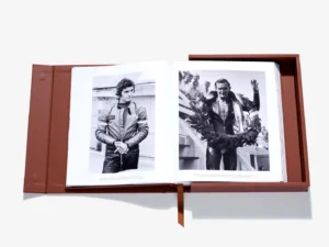 Livre design haut de gamme The Impossible Collection of Motorcycles Assouline, édition Ultimate Collection, disponible chez D-Style Interior.
