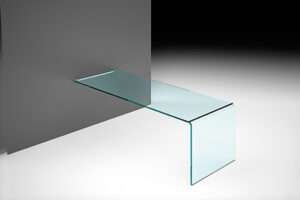 Rialto L wall mounted | Bureau design haut de gamme FIAM Italia, verre cintré 15 mm et fixation en aluminium poli, disponible chez D-Style Interior.