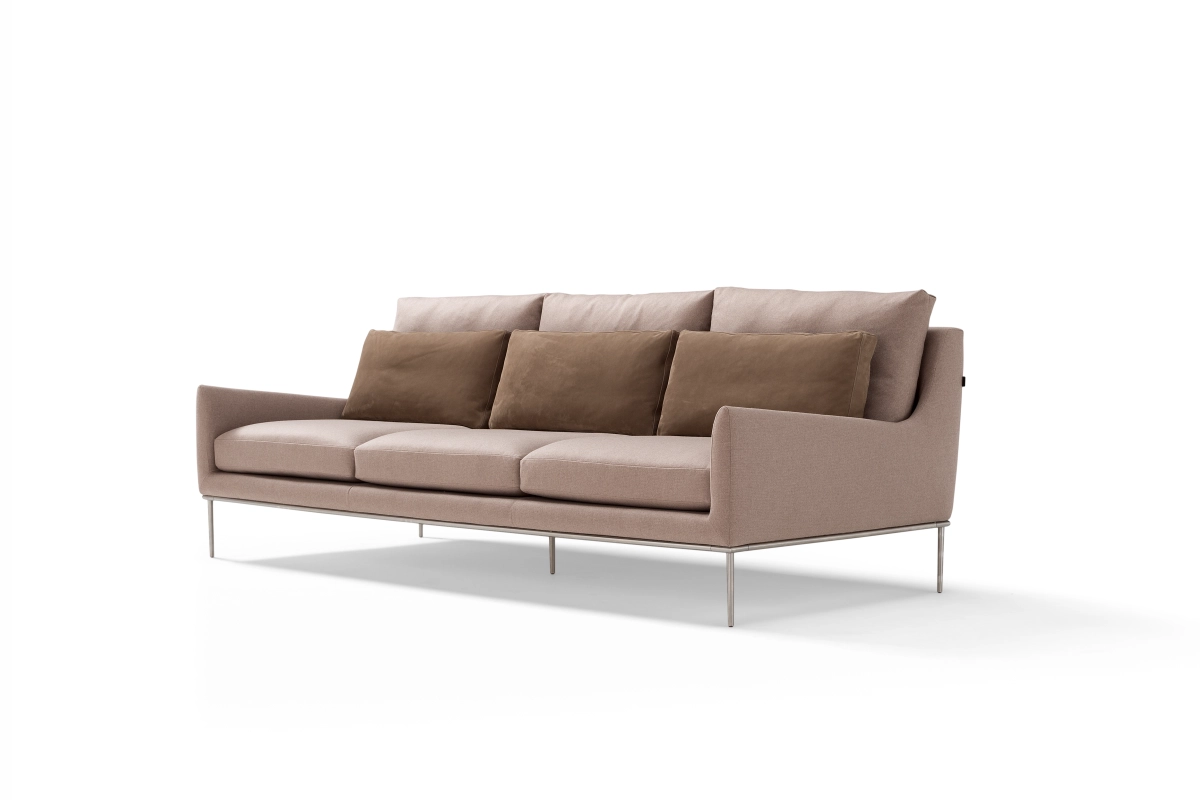 Alice canapé d’Amura Lab associe design raffiné, lignes aériennes et confort exceptionnel pour un intérieur élégant et intemporel. Disponible chez D-Style Interior.