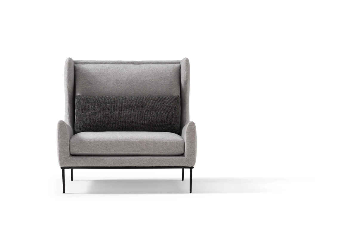 Alice fauteuil d’Amura Lab allie élégance contemporaine, confort raffiné et design italien intemporel. Disponible chez D-Style Interior.