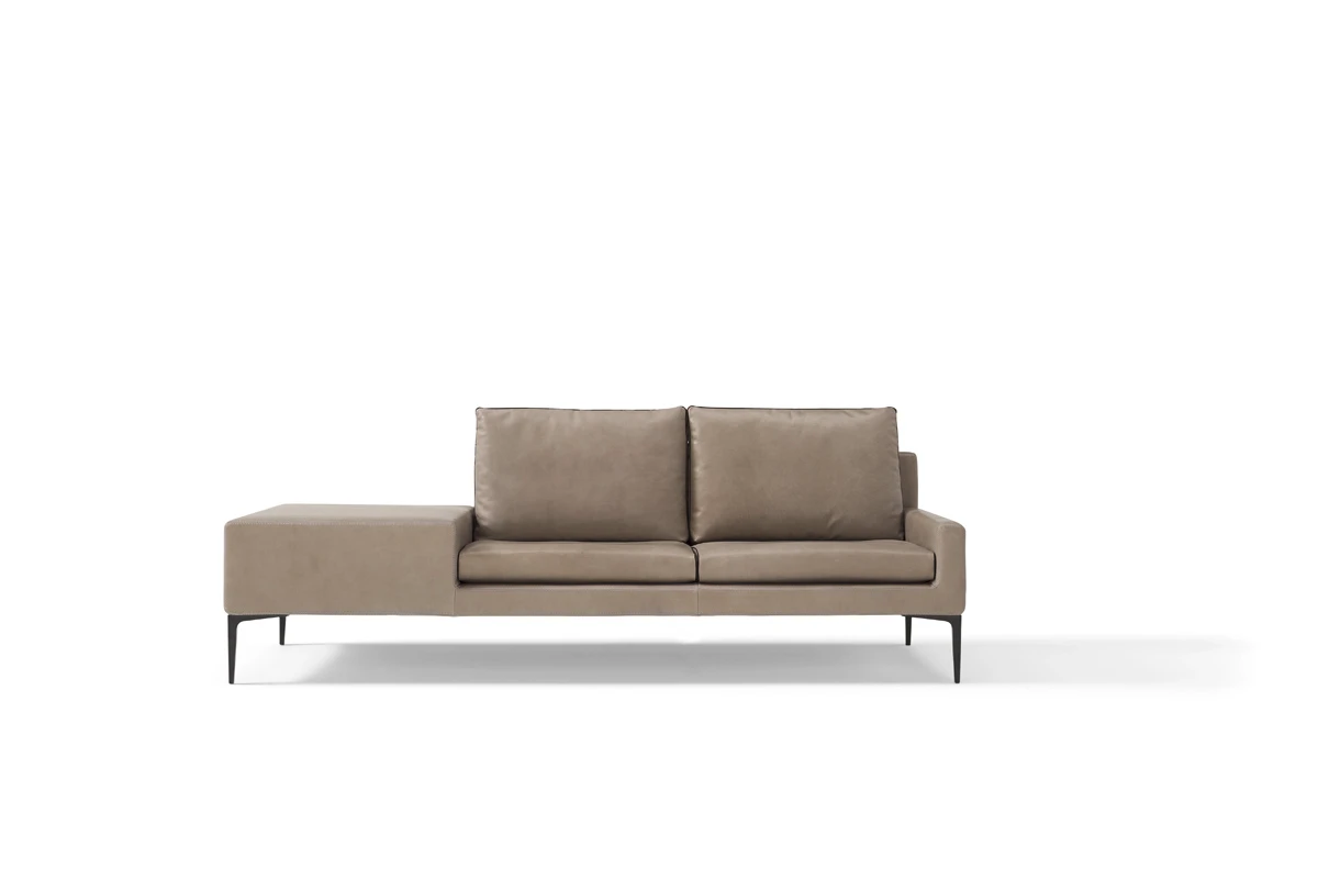 Elsa canapé d’Amura Lab allie design intemporel, confort raffiné et savoir-faire italien d’exception. Disponible chez D-Style Interior.