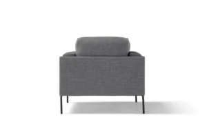 Giorgio fauteuil d’Amura Lab marie structure moderne et confort absolu dans une élégance italienne intemporelle. Disponible chez D-Style Interior.