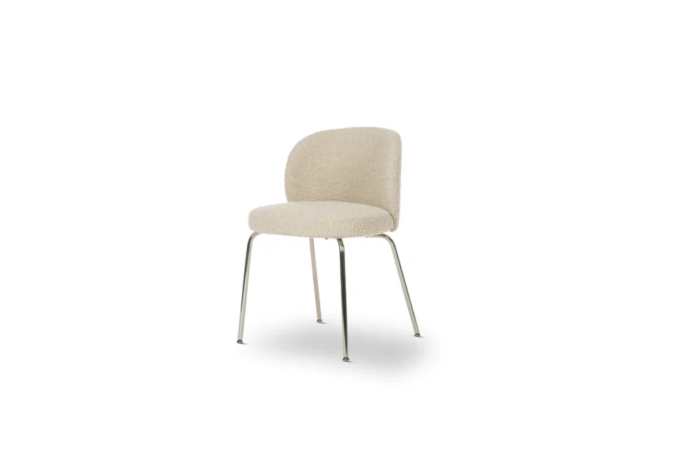 Monnalisa Chaise design haut de gamme d’Amura Lab inspirée par la Renaissance italienne, disponible chez D-Style Interior.