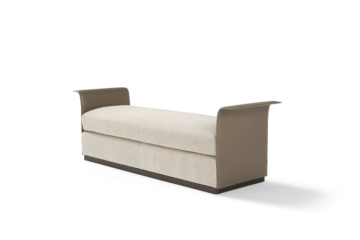 Fauteuil et day-bed design haut de gamme signé Amura Lab, modulable et raffiné, associant confort et esthétique italienne. Disponible chez D-Style Interior.