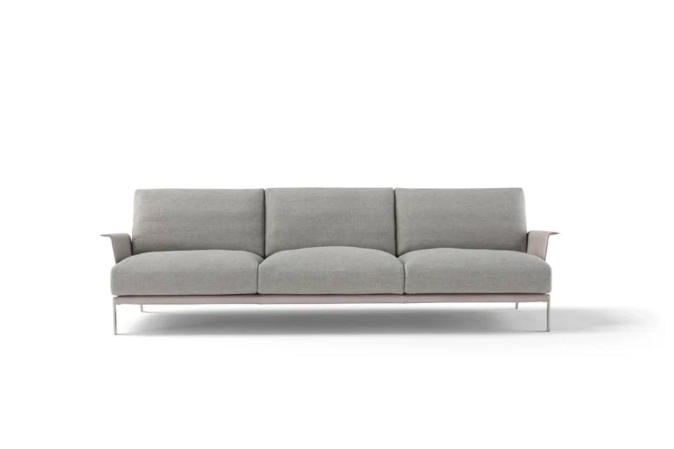 New Link Canapé design haut de gamme par Amura Lab mariant formes douces et structure métallique angulaire pour une élégance contemporaine. Disponible chez D-Style Interior.