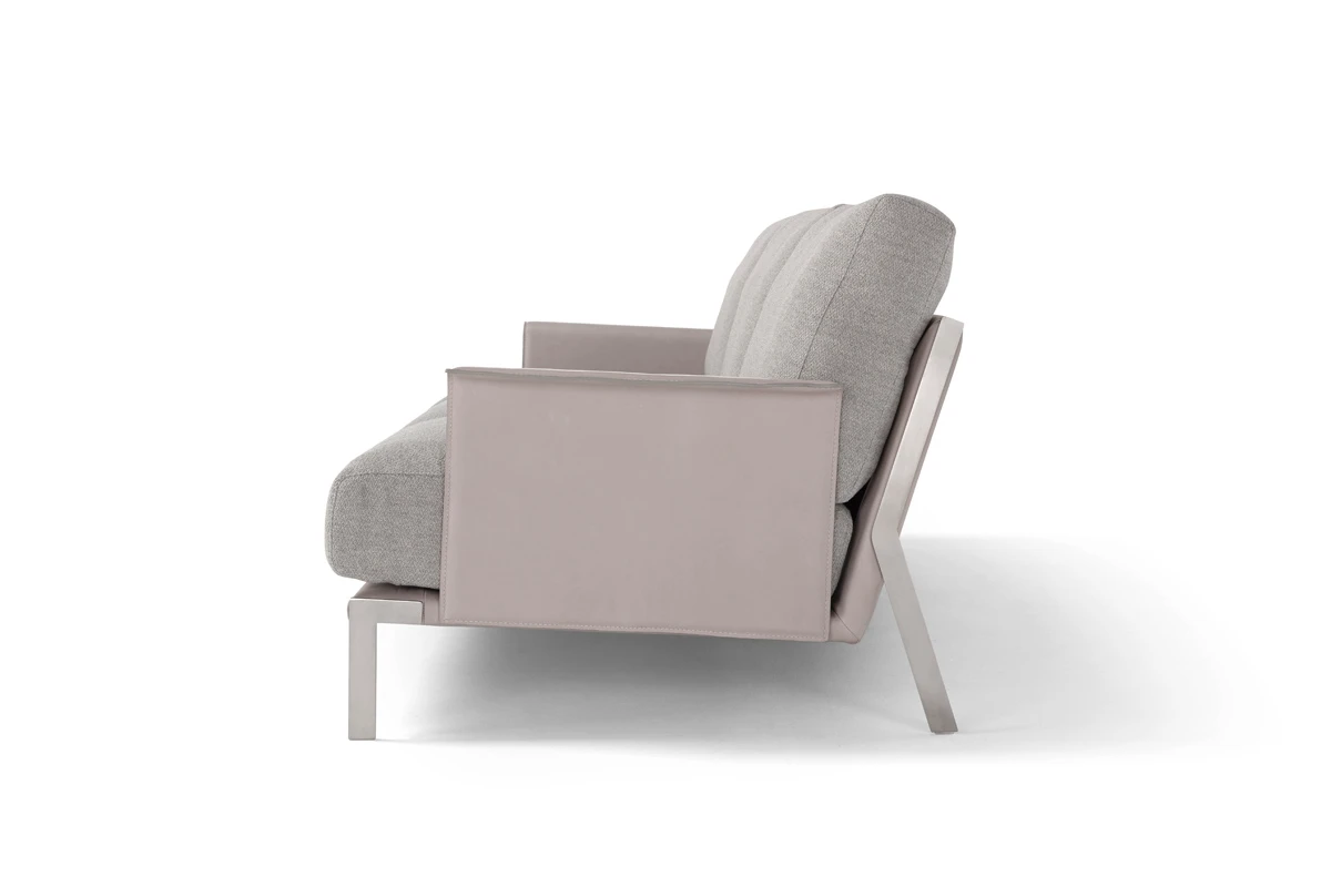 New Link Canapé design haut de gamme par Amura Lab mariant formes douces et structure métallique angulaire pour une élégance contemporaine. Disponible chez D-Style Interior.