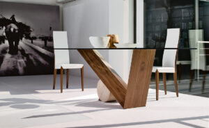 Valentino table de Cattelan Italia, une pièce iconique alliant marbre, bois et verre. Design sculptural et finitions d’exception. Disponible chez D-Style Interior.