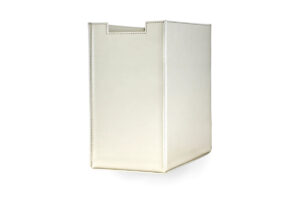 Leather Box par Amura Lab est une boîte design en cuir naturel alliant fonctionnalité, raffinement et savoir-faire artisanal italien. Disponible chez D-Style Interior.