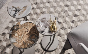 Table basse design haut de gamme Sting Cattelan Italia, plateau céramique Marmi sur base acier embouti, disponible chez D-Style Interior.