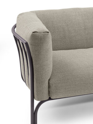 Canapé design haut de gamme Mirabell par Poltrona Frau, structure aluminium embossé avec coussins déhoussables, disponible chez D-Style Interior