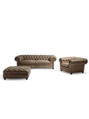 Canapé design haut de gamme Chester One par Poltrona Frau, structure hêtre avec capitonnage iconique et assise approfondie, disponible chez D-Style Interior