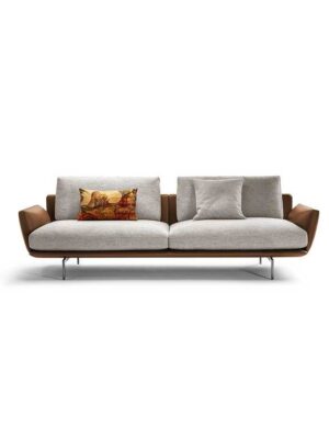 Canapé design haut de gamme Get Back par Poltrona Frau, système modulaire avec structure aluminium et coussins plumes, disponible chez D-Style Interior