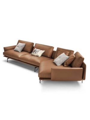 Canapé design haut de gamme Get Back par Poltrona Frau, système modulaire avec structure aluminium et coussins plumes, disponible chez D-Style Interior