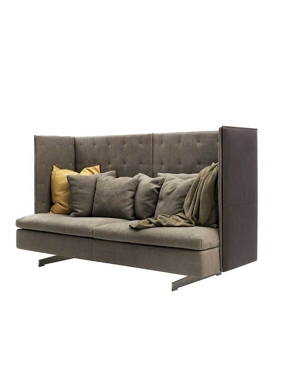 Canapé design haut de gamme GranTorino HB par Poltrona Frau, dossier haut en cuir sellerie avec structure métal, disponible chez D-Style Interior