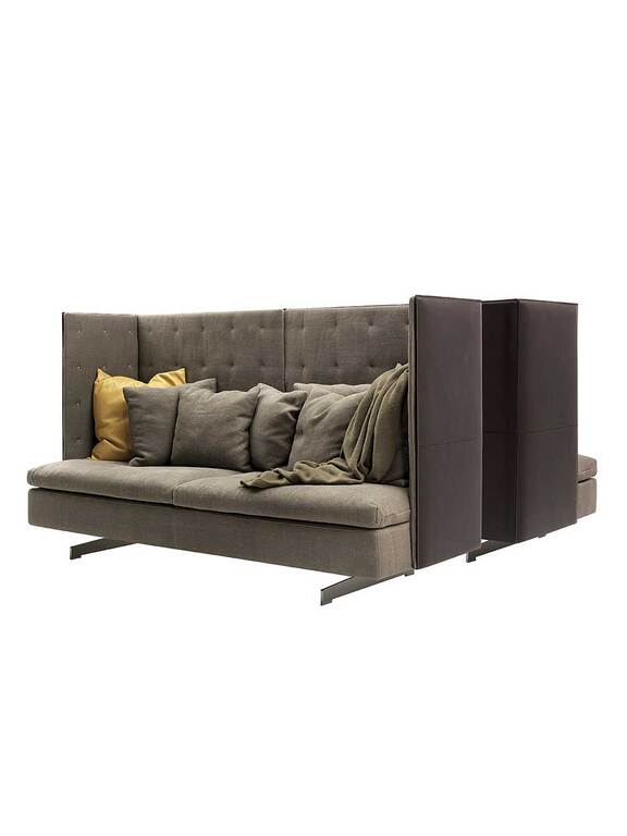Canapé design haut de gamme GranTorino HB par Poltrona Frau, dossier haut en cuir sellerie avec structure métal, disponible chez D-Style Interior