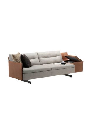 Canapé design haut de gamme GranTorino par Poltrona Frau, structure métal avec coussins plumes anatomiques, disponible chez D-Style Interior