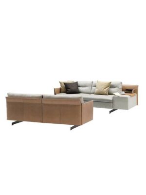 Canapé design haut de gamme GranTorino par Poltrona Frau, structure métal avec coussins plumes anatomiques, disponible chez D-Style Interior