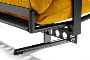 Canapé design haut de gamme Ouverture par Poltrona Frau, structure acier noir mat avec coussins plumes déhoussables, disponible chez D-Style Interior