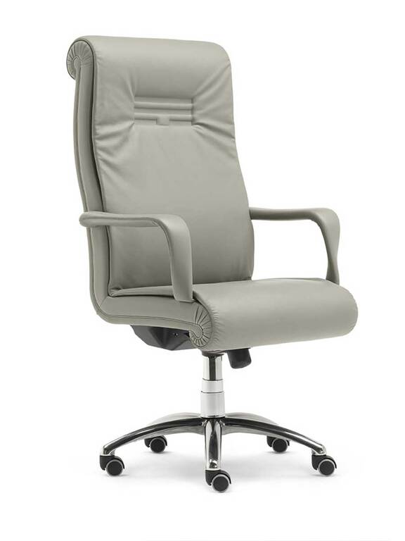 Forum Fauteuil President Poltrona Frau : fauteuil design haut de gamme pour direction. Structure bois, cuir Pelle Frau®, base aluminium. D-Style Interior.