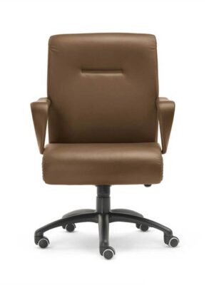 Forum Fauteuil de bureau Poltrona Frau en cuir ivoire - Collection sièges professionnels design