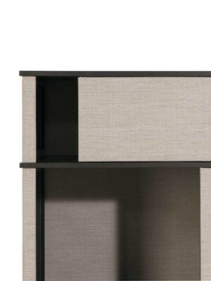 Lloyd Tex Cabinet faible Poltrona Frau : bibliothèque design haut de gamme avec panneaux Techno-fabric coulissants. Design Jean-Marie Massaud. D-Style Interior.