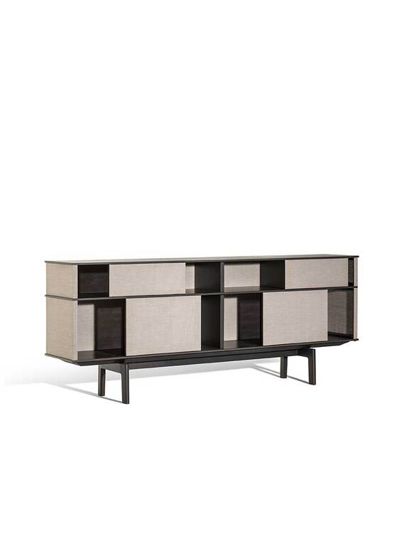 Lloyd Tex Cabinet haut Poltrona Frau : bibliothèque design haut de gamme avec panneaux Techno-fabric coulissants. Design Jean-Marie Massaud. D-Style Interior.