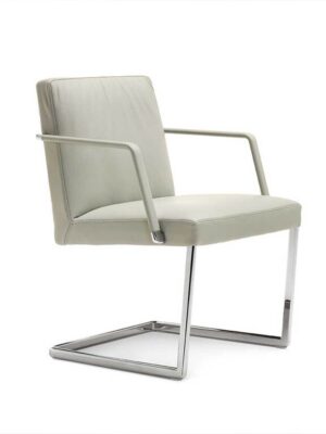 Chancellor | Chaise Conference Poltrona Frau, design haut de gamme par Lievore - Altherr - Molina, revêtement cuir Pelle Frau®. Disponible chez D-Style Interior.