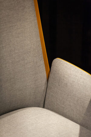 Cercle | Chaise de bureau Poltrona Frau, design ergonomique par Lievore - Altherr - Park, revêtement cuir Pelle Frau®. Disponible chez D-Style Interior.