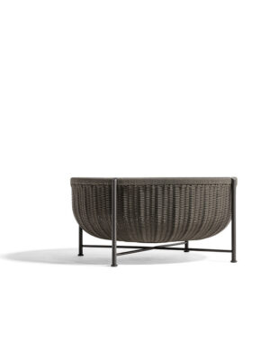 Cestlavie Outdoor Panier, table basse design haut de gamme Poltrona Frau, aluminium et corde tressée, élégante et résistante, disponible chez D-Style Interior.